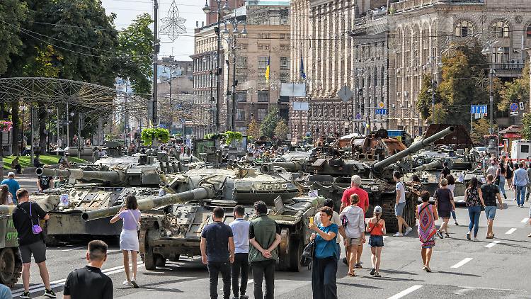 Russische Militärparade in Kyiv - 2022-08-24 (Foto picture alliance - NurPhoto)